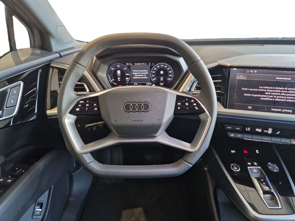 Audi Q4 Sportback nuova a Pistoia (7)