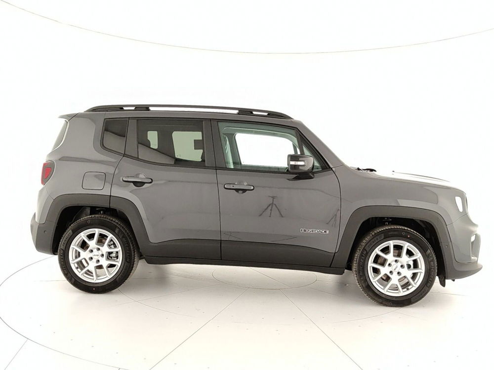 Jeep Renegade nuova a Caserta (5)