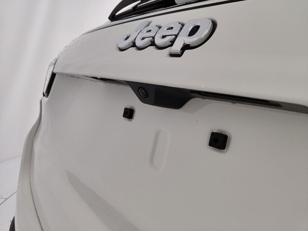 Jeep Compass nuova a Caserta (12)