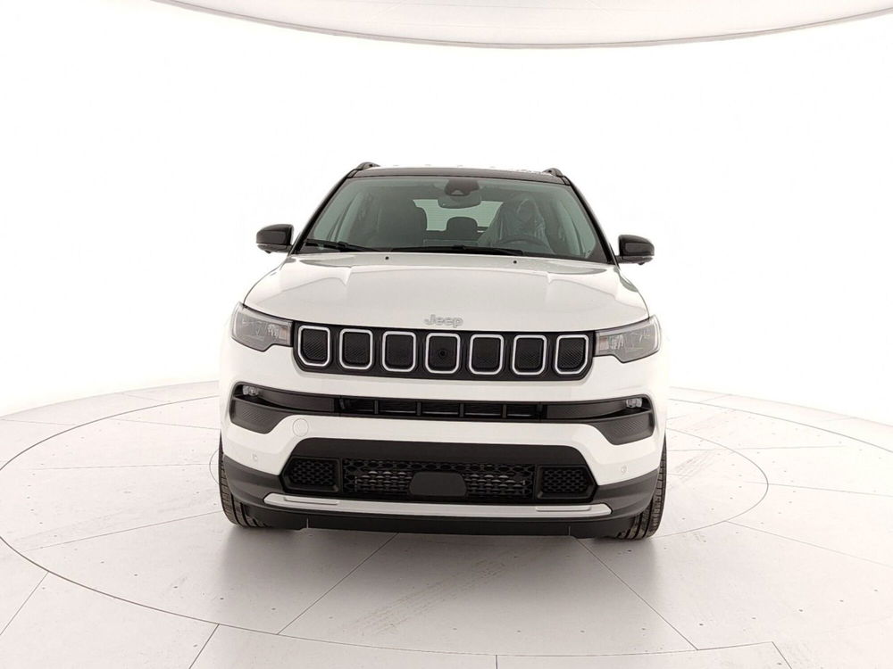 Jeep Compass nuova a Caserta (2)