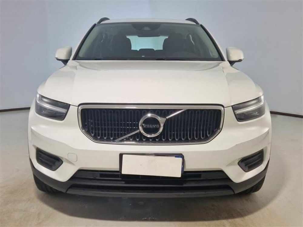 Volvo XC40 usata a Bari (3)