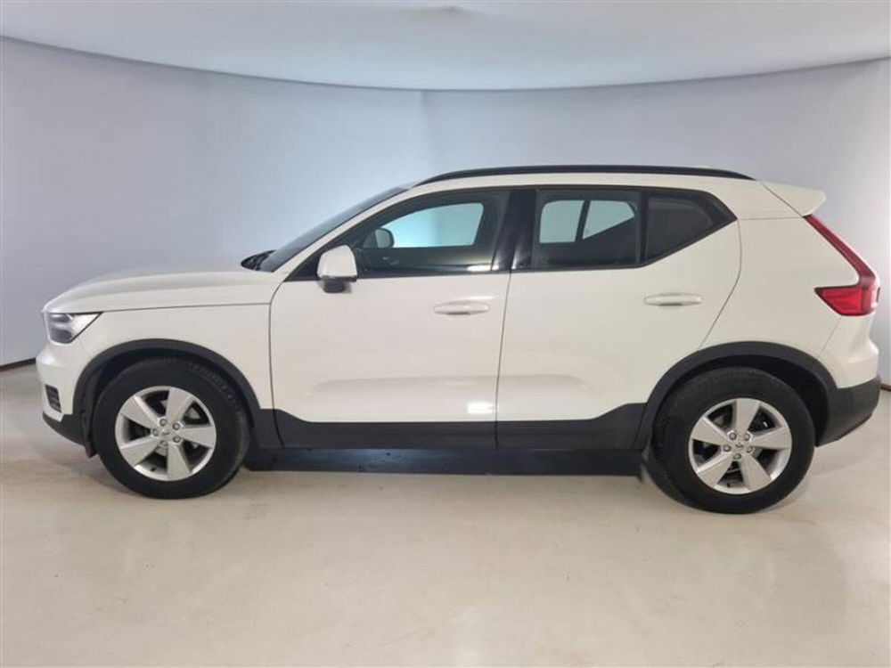 Volvo XC40 usata a Bari (4)