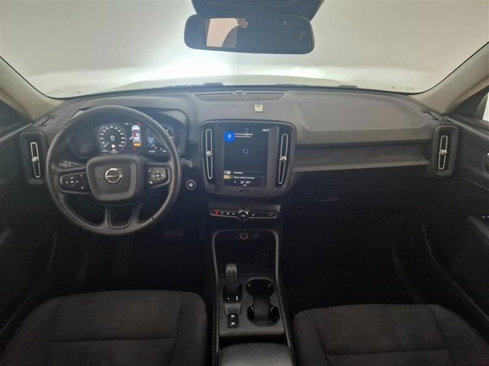 Volvo XC40 usata a Bari (8)