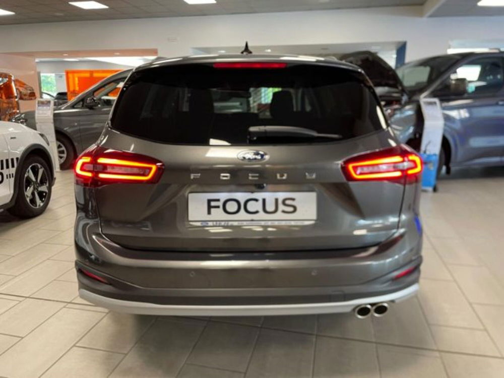 Ford Focus Station Wagon nuova a Cuneo (6)