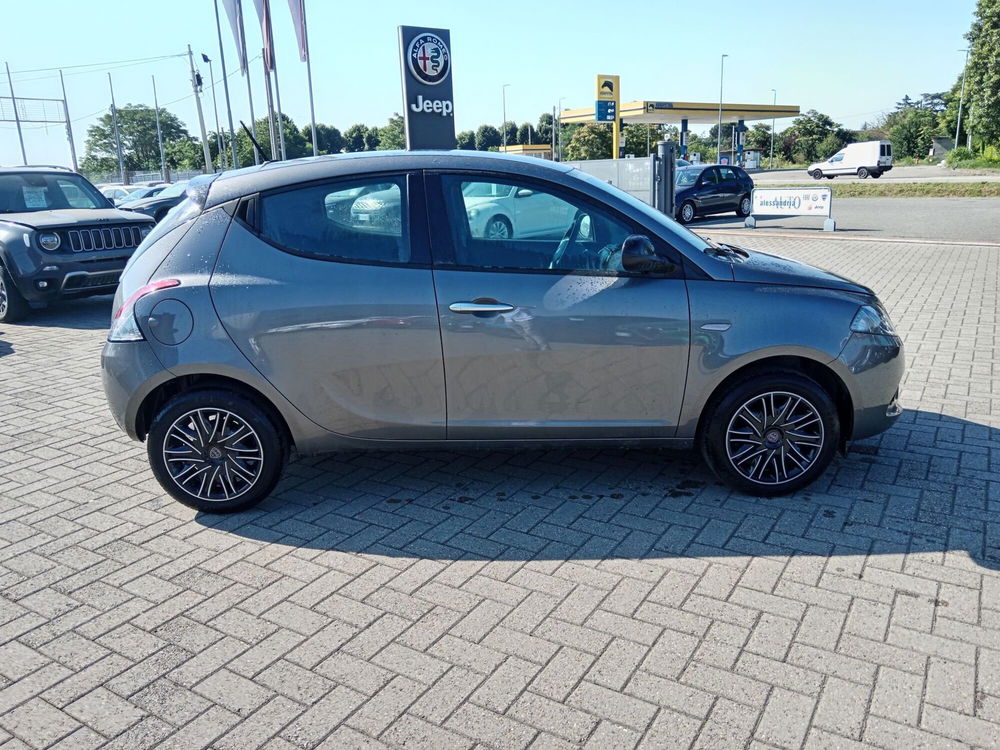 Lancia Ypsilon usata a Alessandria (4)