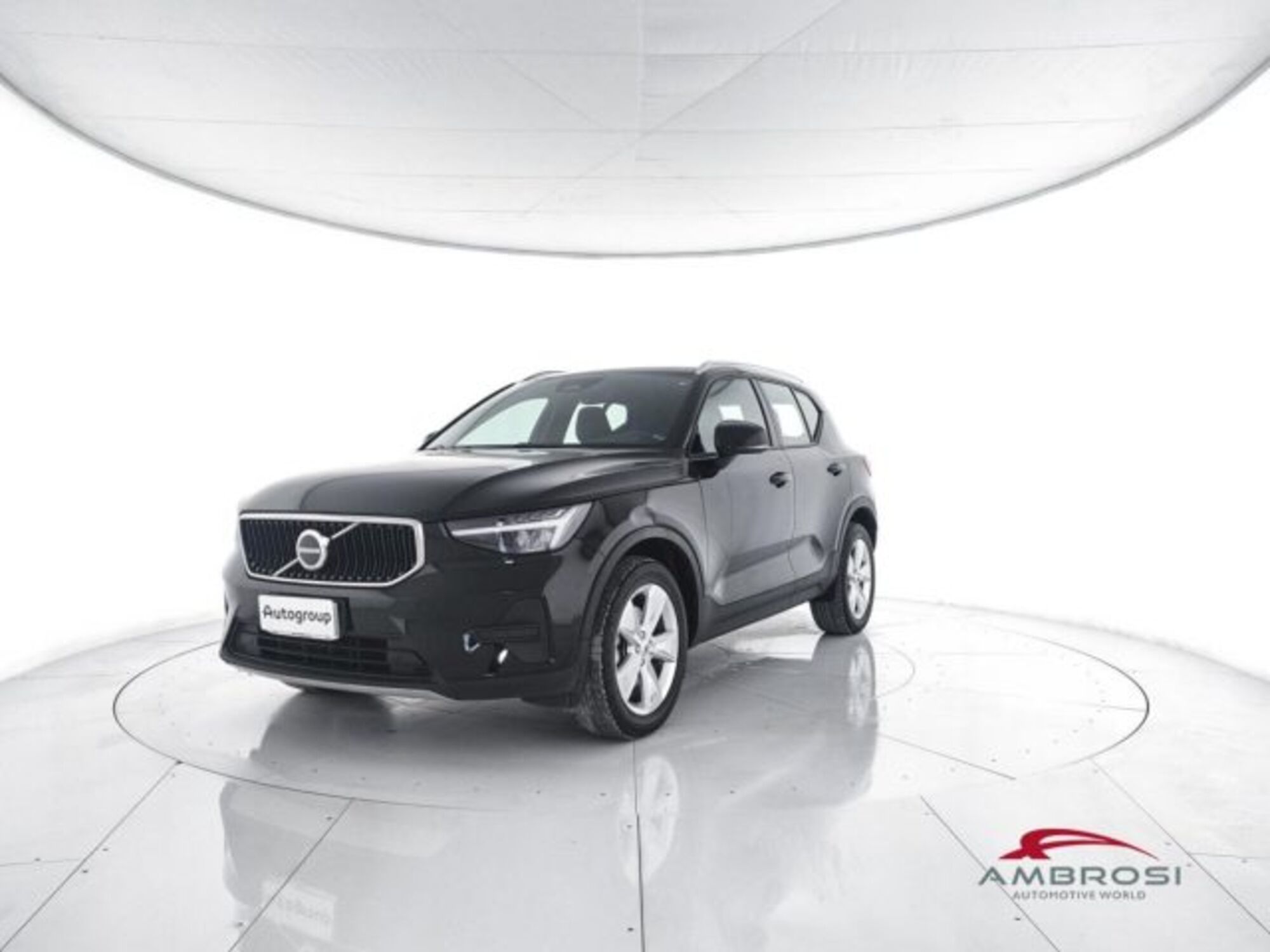 Volvo XC40 B3 automatico Core  del 2023 usata a Corciano