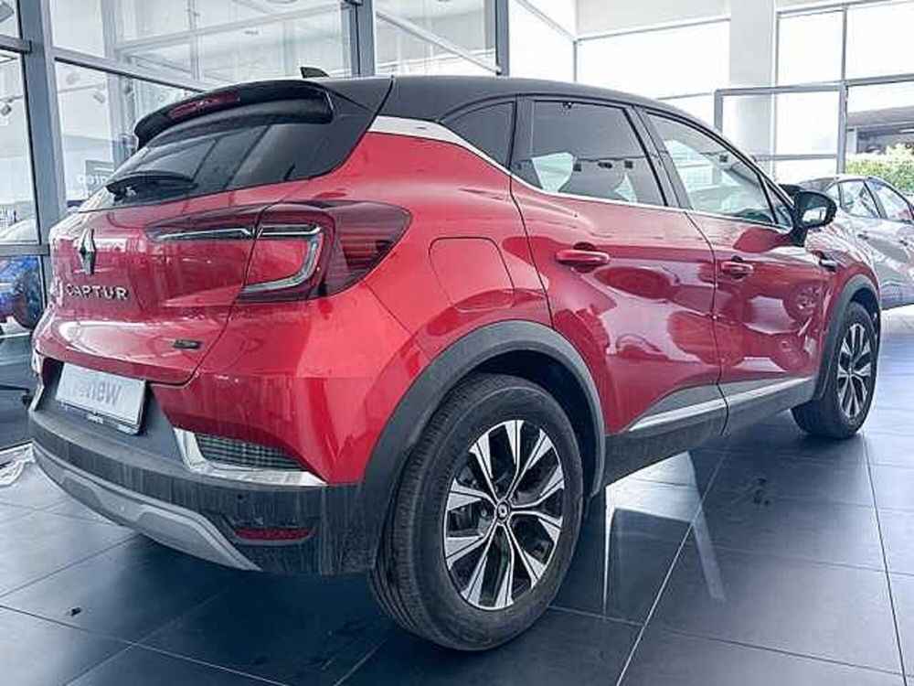 Renault Captur nuova a Cosenza (4)