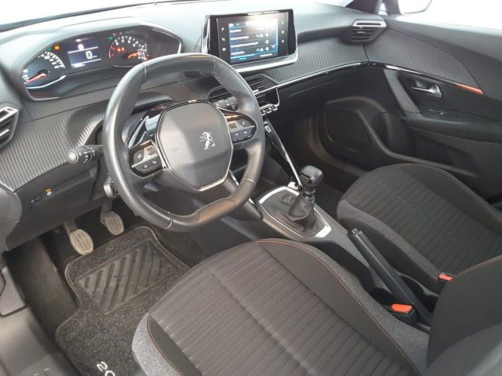 Peugeot 2008 usata a Firenze (6)