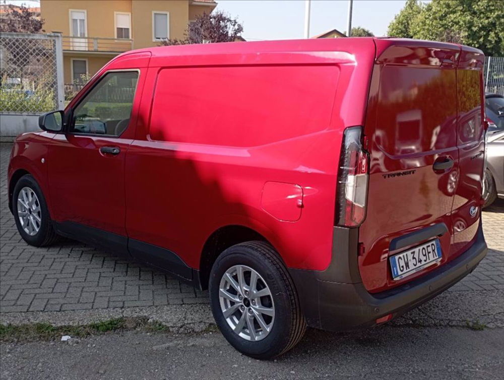 Ford Transit Courier nuova a Milano (3)