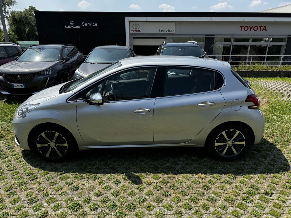 Peugeot 208 usata a Como (8)