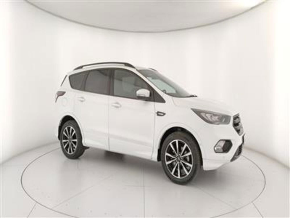 Ford Kuga usata a Bari (10)