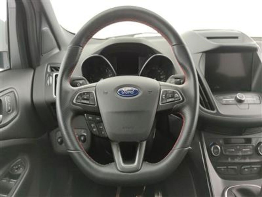 Ford Kuga usata a Bari (15)