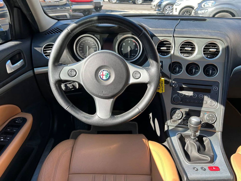 Alfa Romeo 159 usata a Ancona (11)