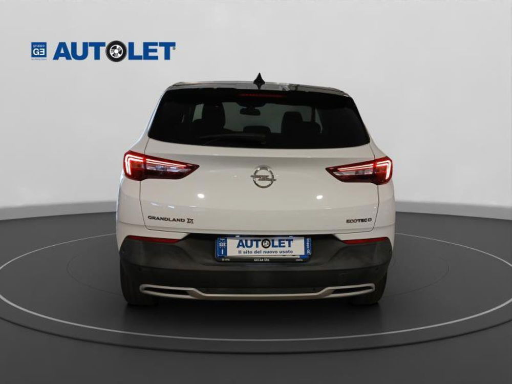 Opel Grandland X usata a Genova (6)