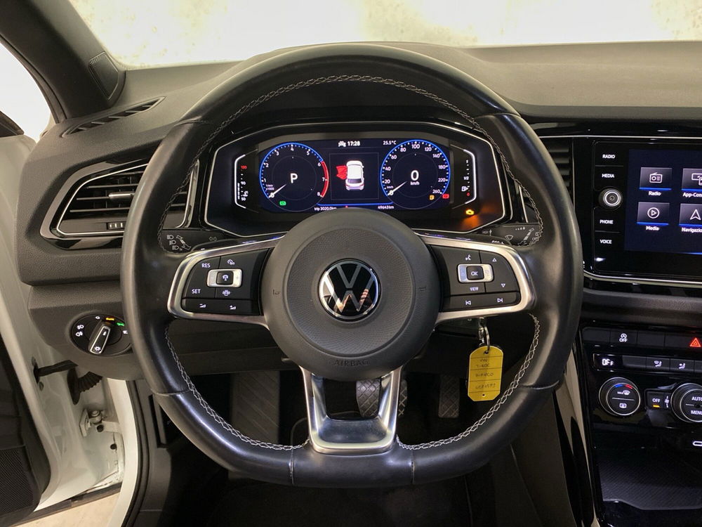 Volkswagen T-Roc usata a Varese (12)