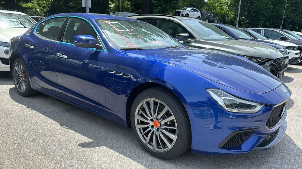 Maserati Ghibli nuova a Salerno (2)