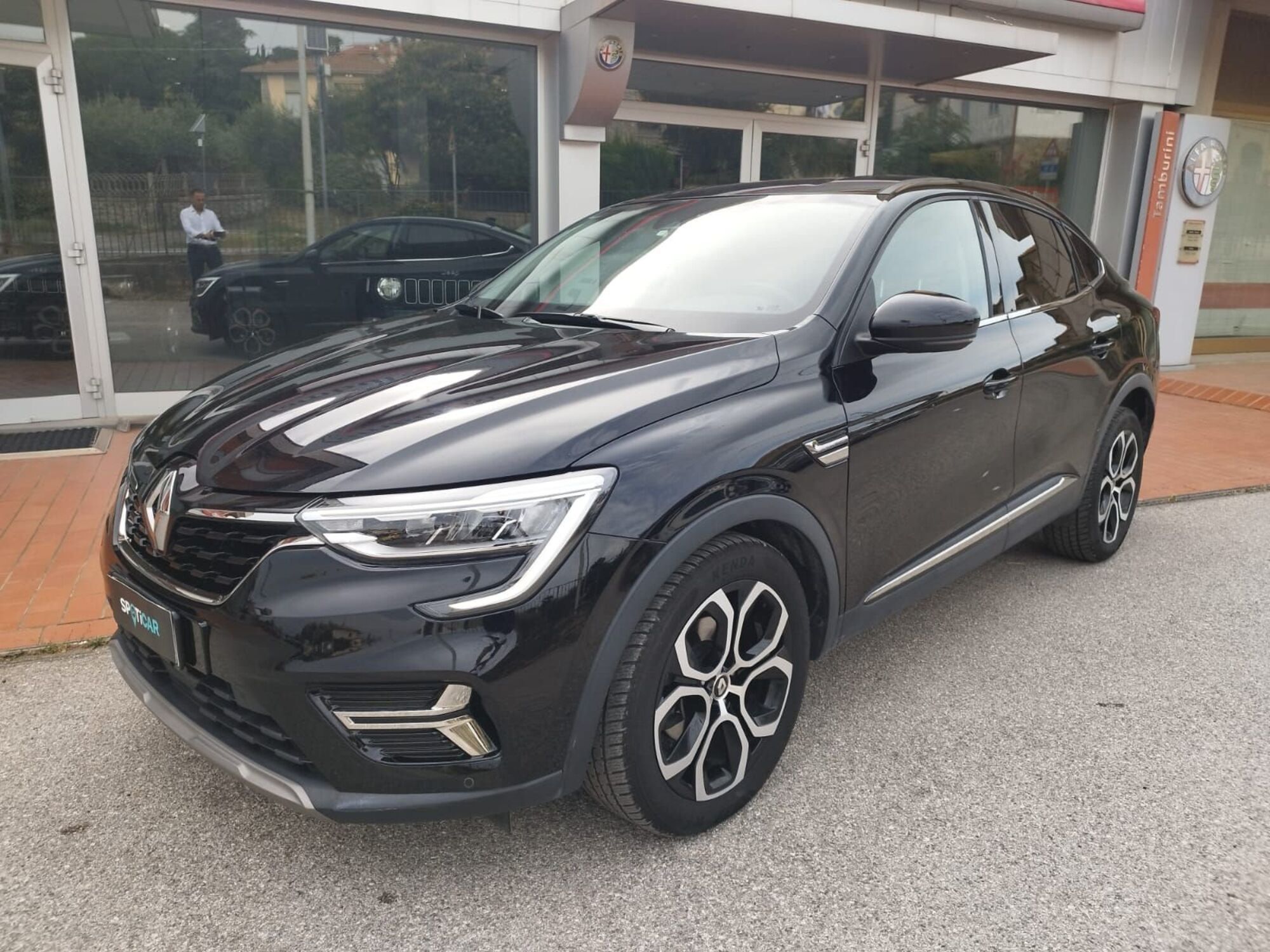 Renault Arkana E-Tech 145 CV Intens  del 2022 usata a Cortona