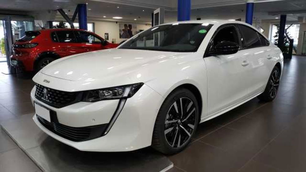 Peugeot 508 nuova a Messina