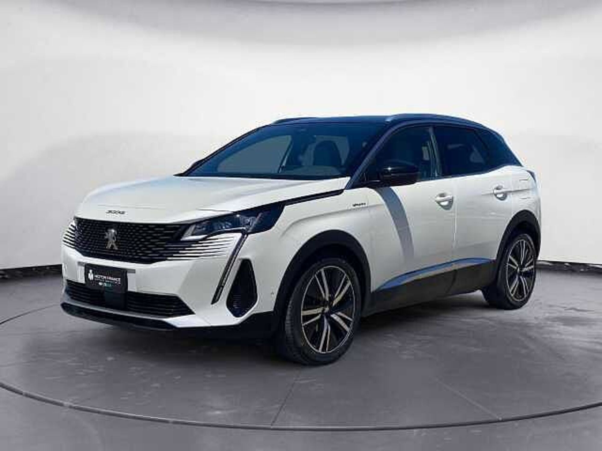 Peugeot 3008 Hybrid4 300 e-EAT8 GT Pack  del 2021 usata a Potenza