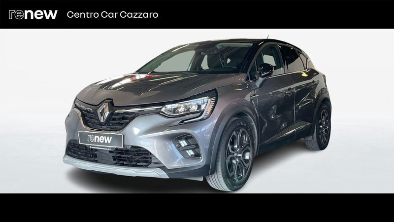 Renault Captur Plug-in Hybrid E-Tech 160 CV Intens  del 2021 usata a Saronno