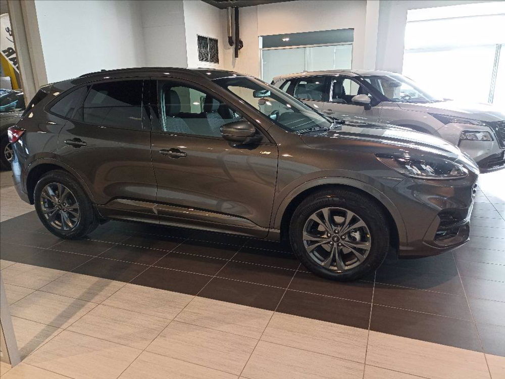 Ford Kuga nuova a Milano