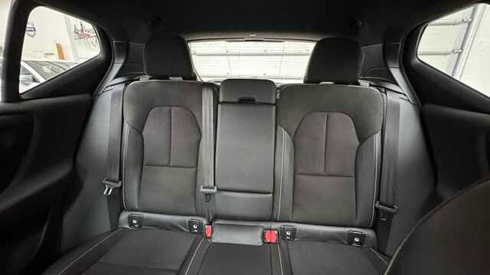 Volvo XC40 usata a Milano (12)