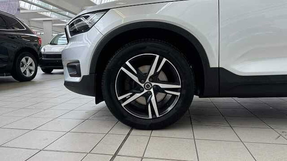 Volvo XC40 usata a Milano (16)