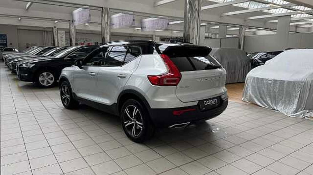 Volvo XC40 usata a Milano (3)