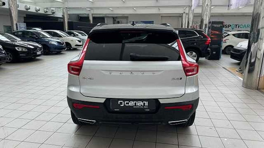 Volvo XC40 usata a Milano (4)