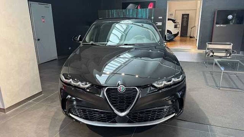 Alfa Romeo Tonale usata a Milano (6)