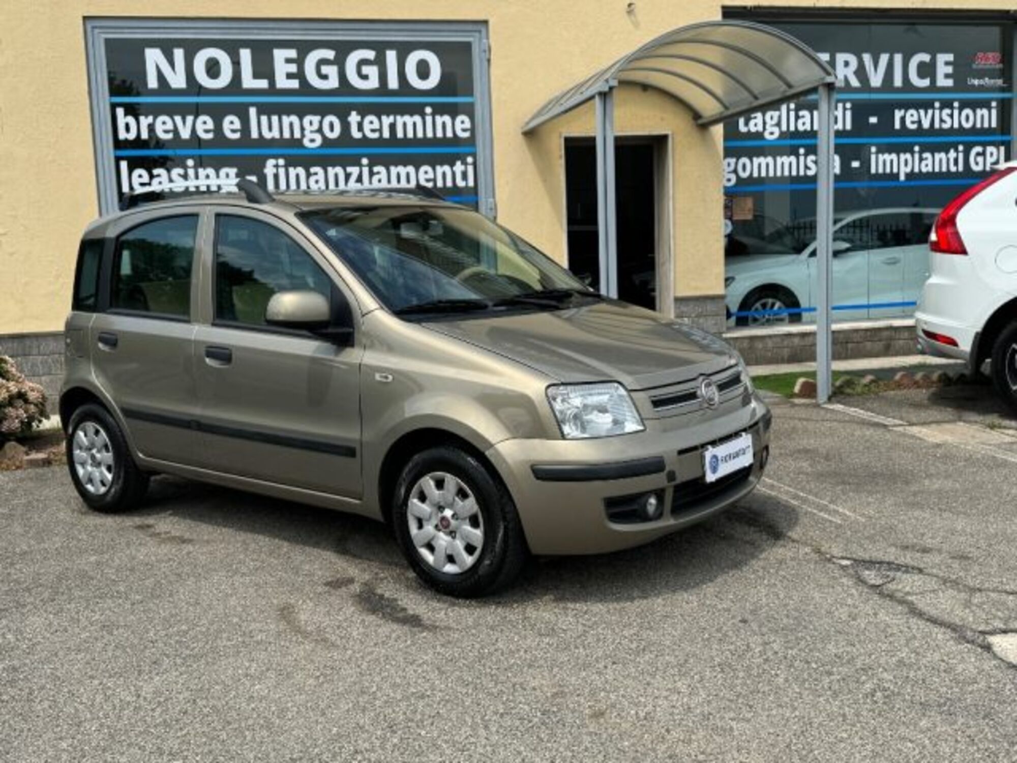 Fiat Panda 1.2 Emotion Eco  del 2010 usata a Albairate