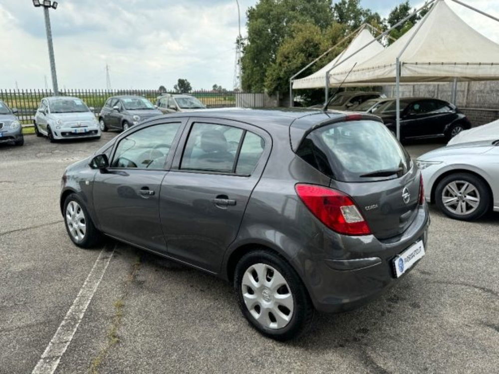 Opel Corsa usata a Milano (3)