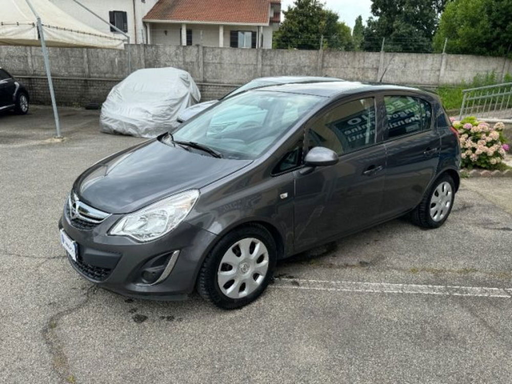 Opel Corsa usata a Milano (4)