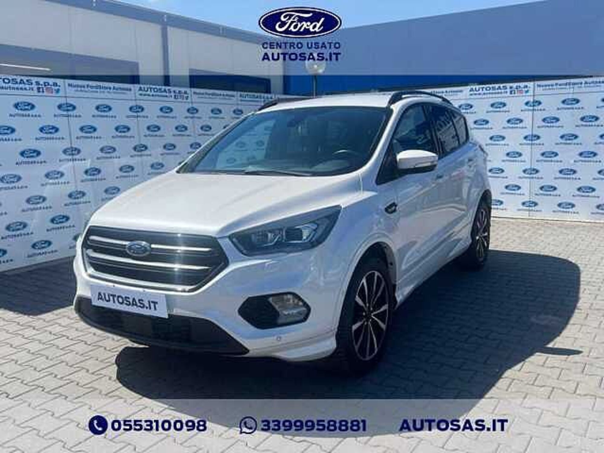 Ford Kuga 1.5 TDCI 120 CV S&amp;S 2WD ST-Line  del 2018 usata a Firenze