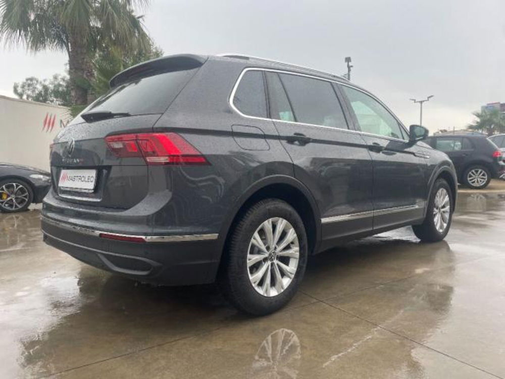 Volkswagen Tiguan usata a Lecce (12)