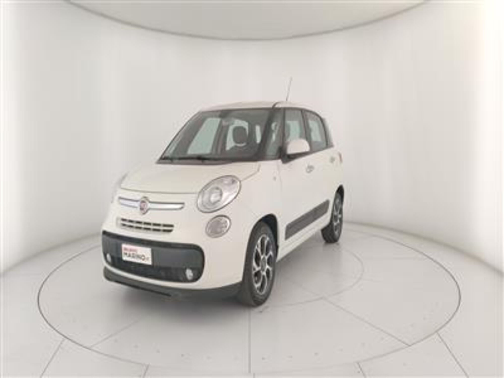 Fiat 500L Living 1.6 Multijet 120 CV Business  del 2018 usata a Bari