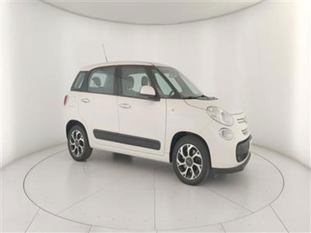 Fiat 500L Living usata a Bari (10)