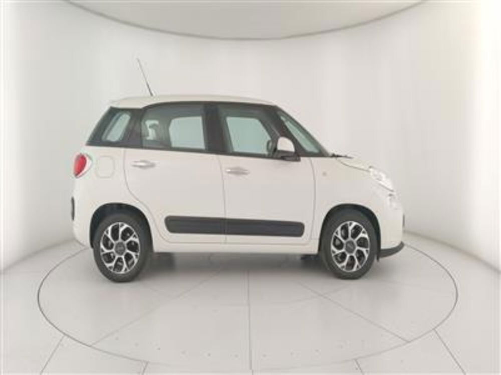 Fiat 500L Living usata a Bari (9)