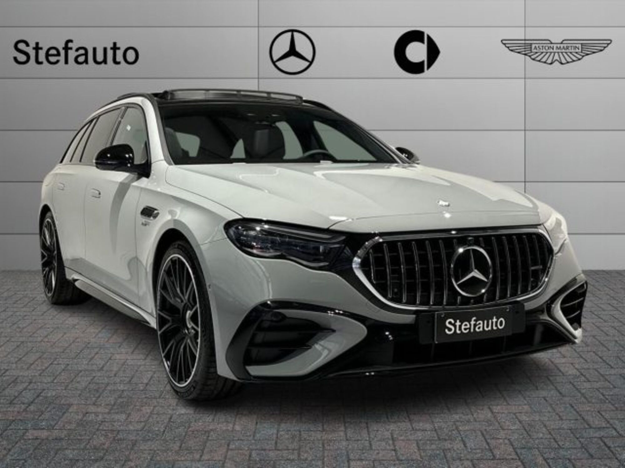 Mercedes-Benz Classe E Station Wagon 53 4Matic+ Mild hybrid AMG nuova a Castel Maggiore