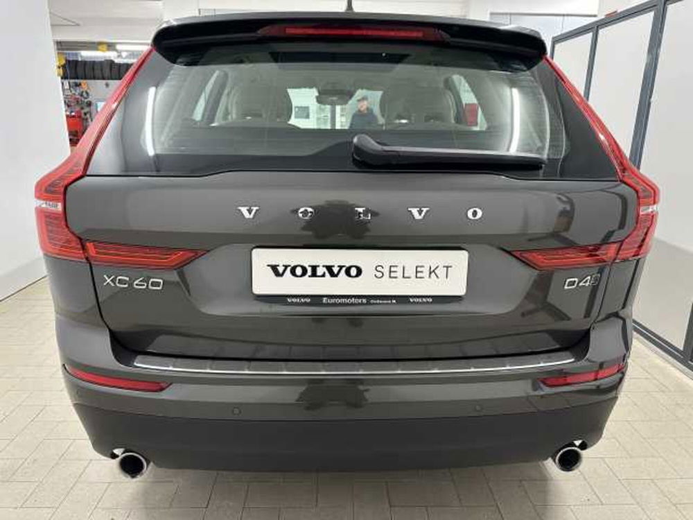 Volvo XC60 usata a Macerata (6)