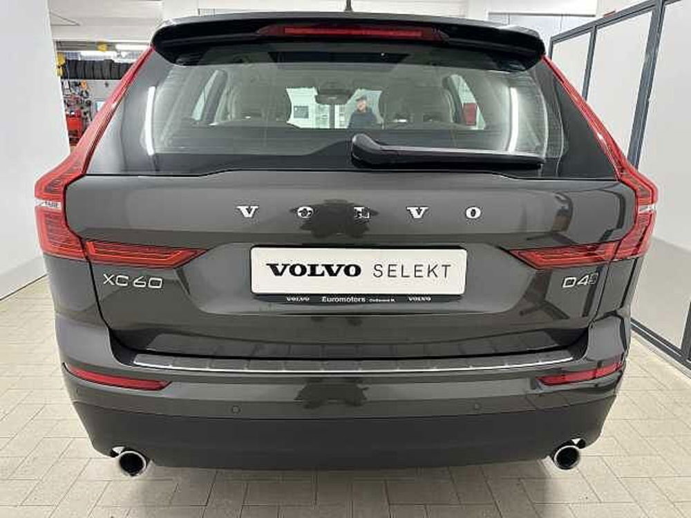 Volvo XC60 usata a Macerata (6)