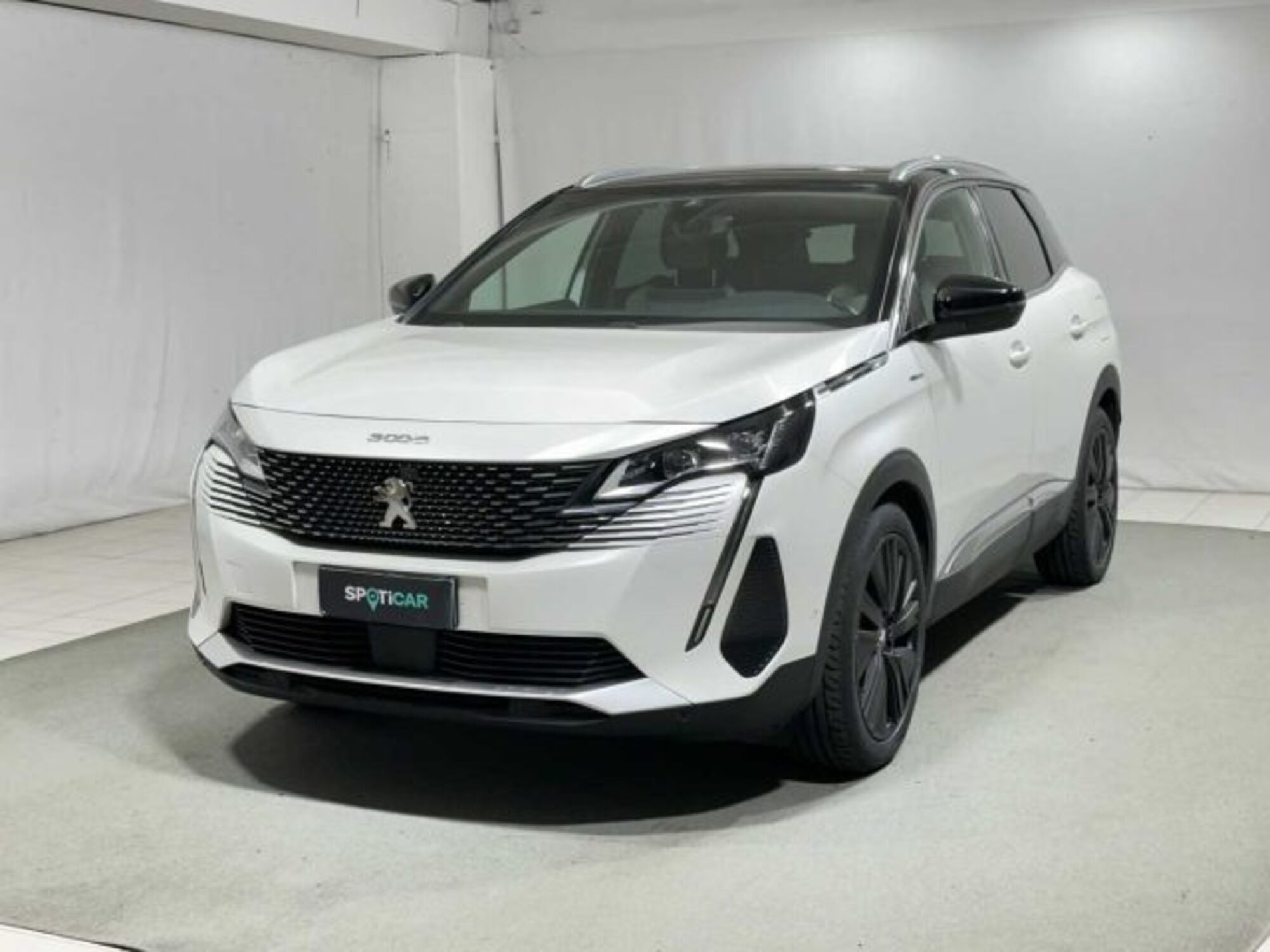 Peugeot 3008 Hybrid 225 e-EAT8 GT Pack  del 2021 usata a Caspoggio