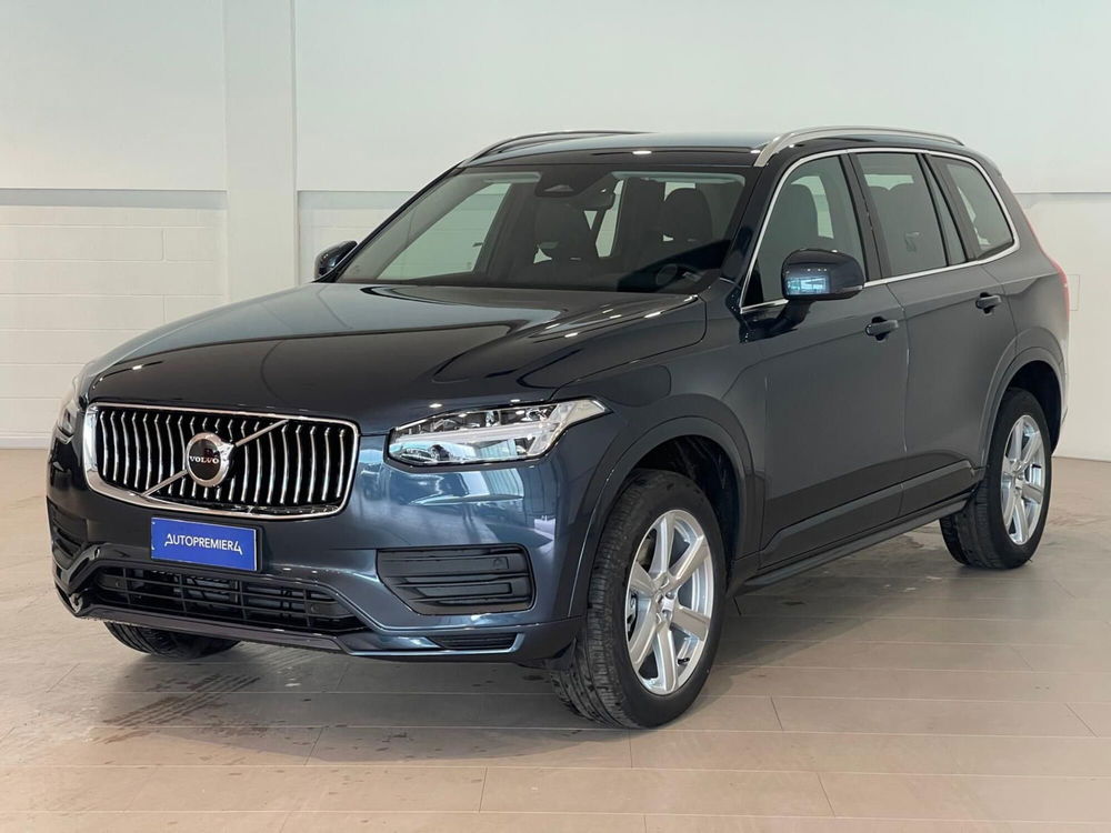 Volvo XC90 nuova a Como