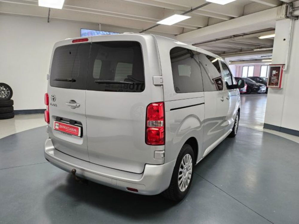 Toyota Proace Verso usata a Brescia (7)