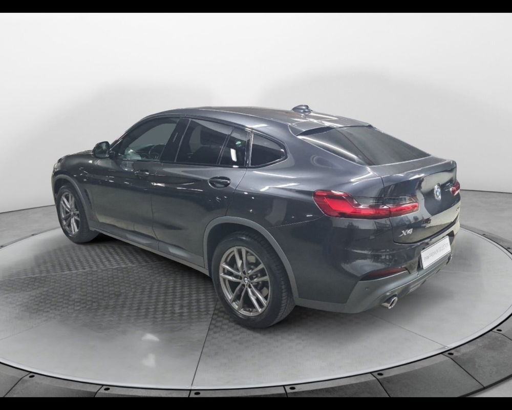 BMW X4 usata a Caserta (7)