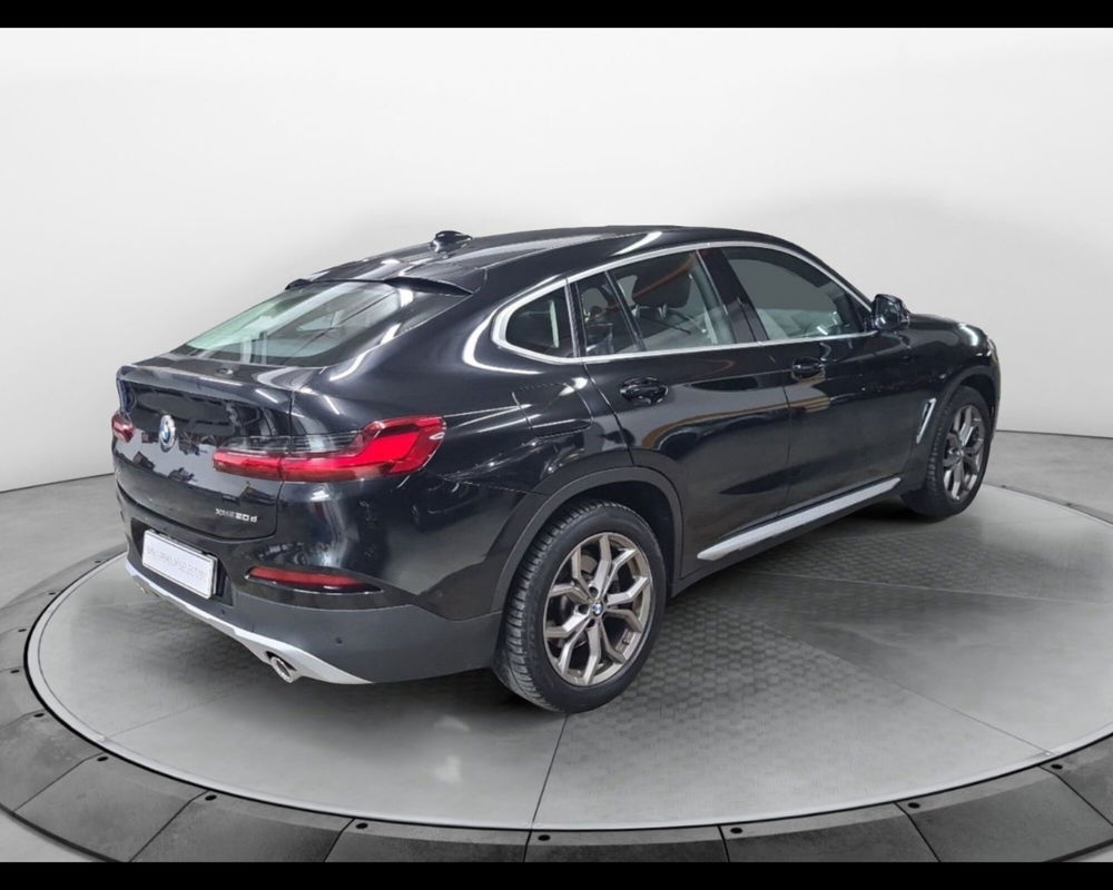 BMW X4 usata a Caserta (9)