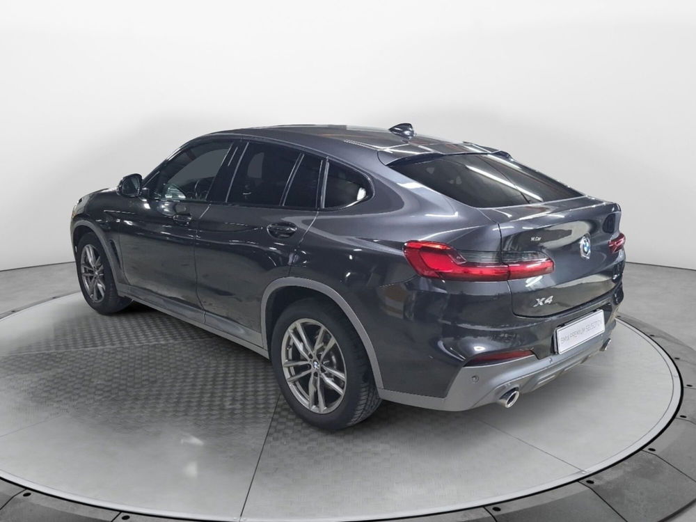 BMW X4 usata a Caserta (7)