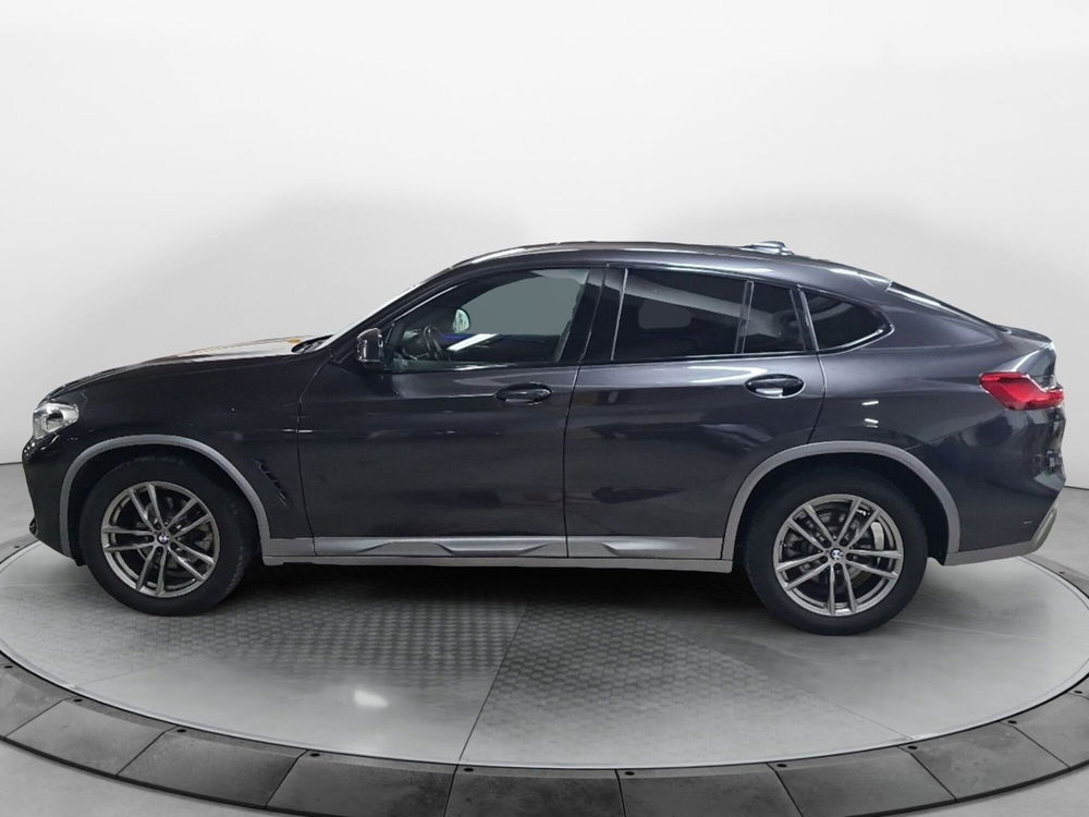 BMW X4 usata a Caserta (8)