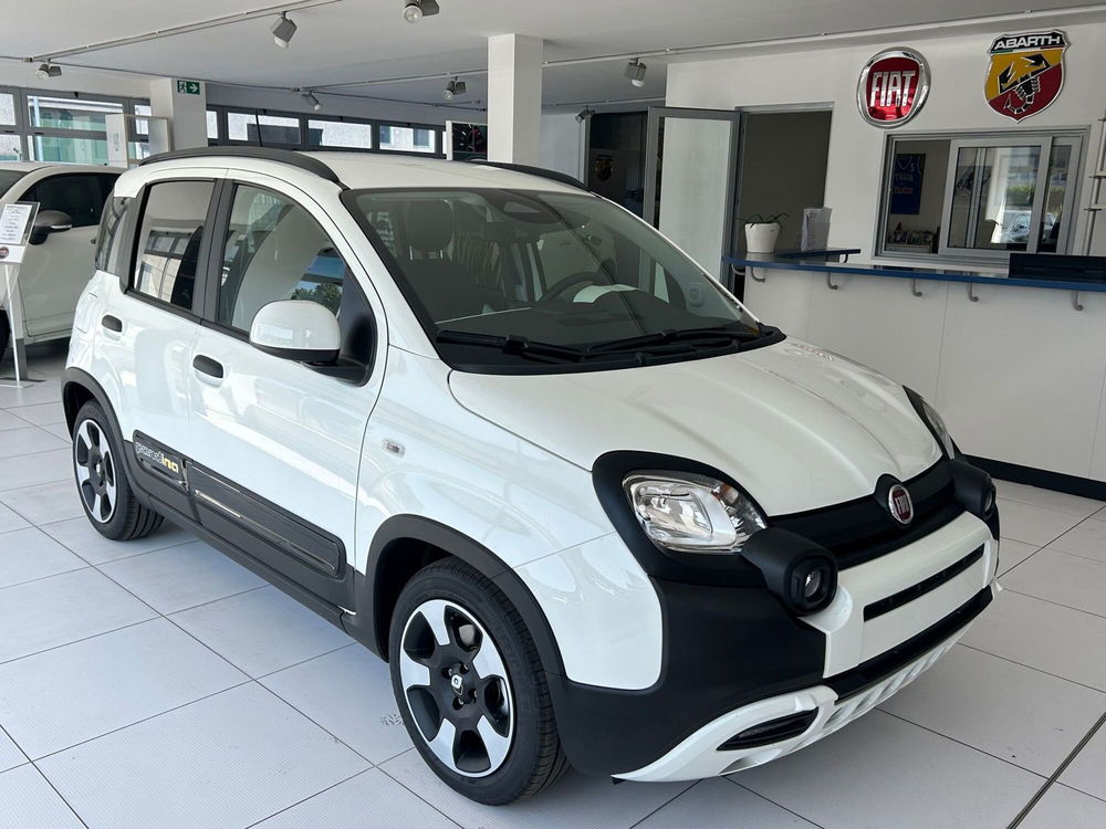 Fiat Panda Cross nuova a Bergamo