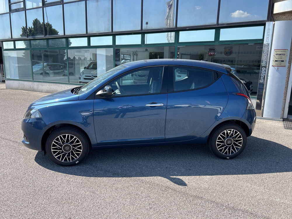 Lancia Ypsilon nuova a Bergamo (12)